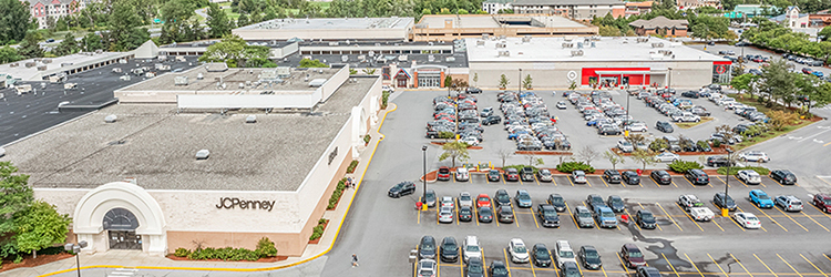 JLL Capital Markets advises Eastern Real Estate and Taconic Capital on purchase and financing of 617,000 s/f University Mall